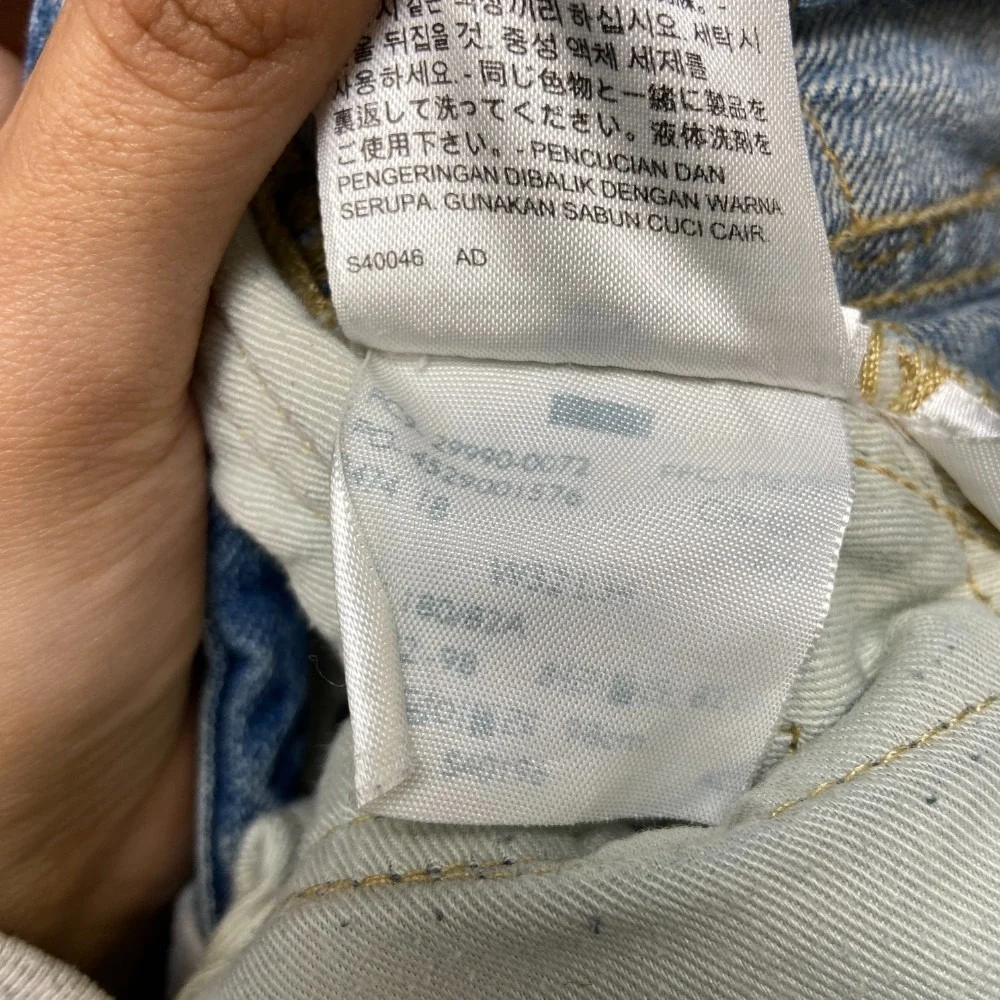 Levi's 504 Jeans Mens 32x34 Blue Denim Cotton Stretch Straight Leg Distressed